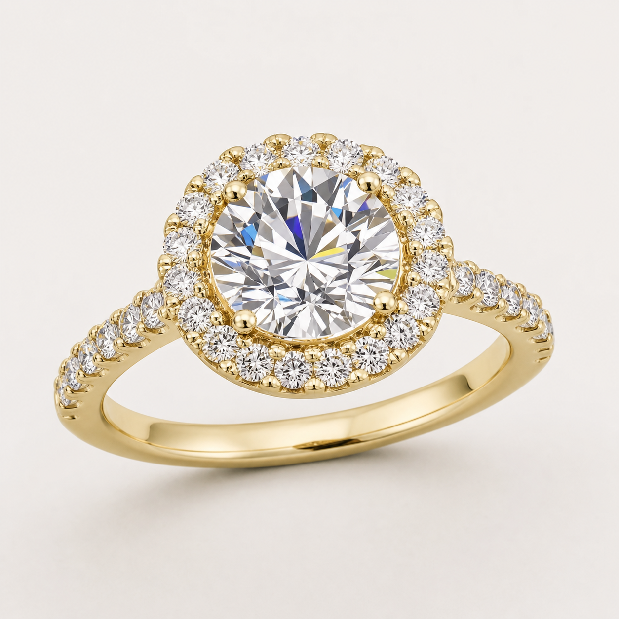 Vollständige Produktansicht des Solène Halo Rings